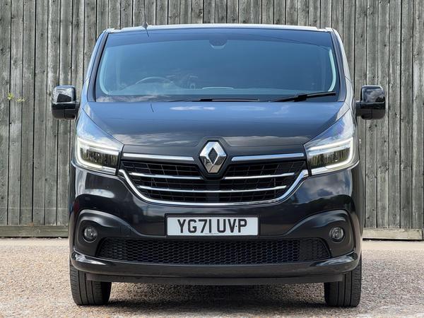 Renault Trafic 2.0 dCi ENERGY 30 Sport LWB Standard Roof Euro 6 (s/s) 5dr