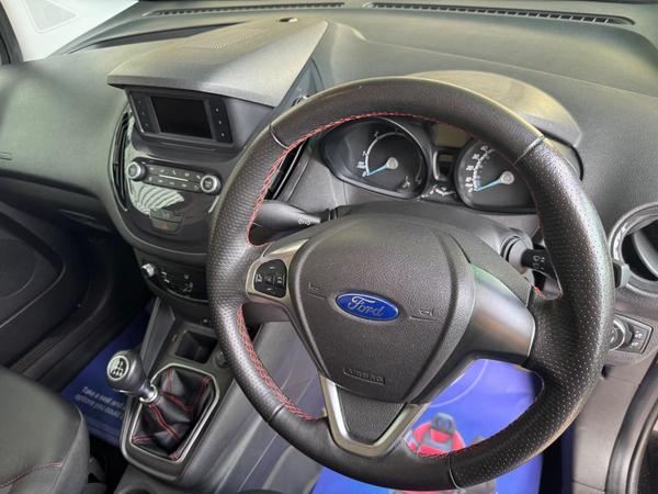 Ford Transit Courier 1.5 TDCi Sport L1 Euro 6 5dr