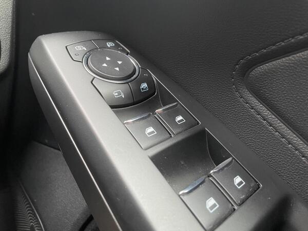 Ford Focus 2.3T EcoBoost ST Euro 6 (s/s) 5dr