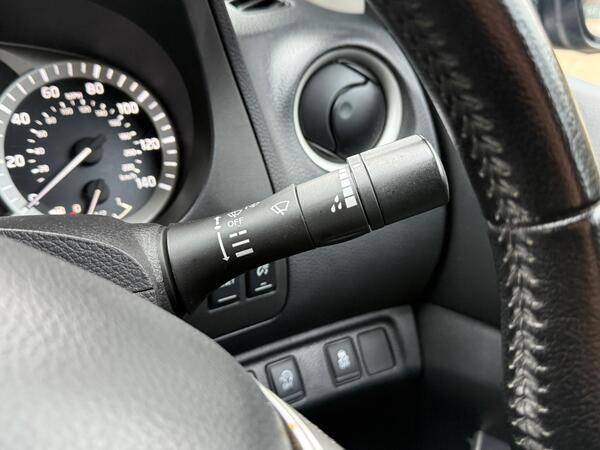 Nissan Navara 2.3 dCi Tekna 4WD Euro 6 (s/s) 4dr