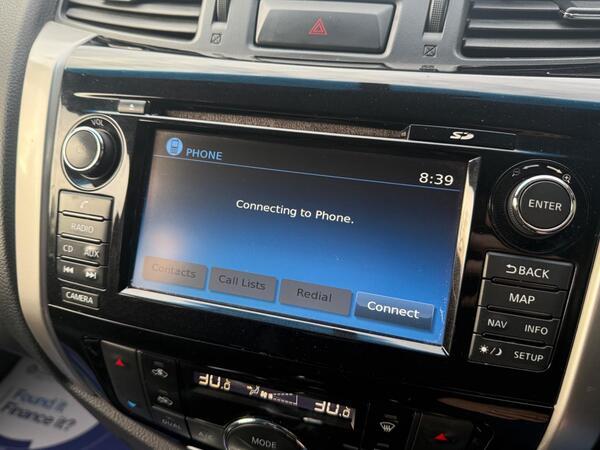 Nissan Navara 2.3 dCi Tekna 4WD Euro 6 (s/s) 4dr