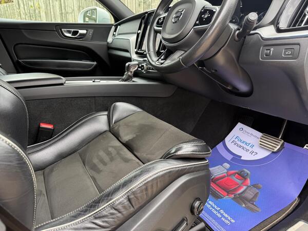 Volvo XC60 2.0 T5 R-Design Auto AWD Euro 6 (s/s) 5dr
