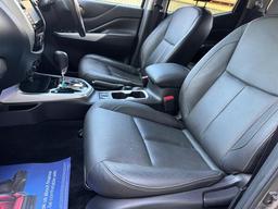 Nissan Navara 2.3 dCi Tekna Auto 4WD Euro 6 4dr at 29th