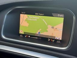 Volvo V40 Cross Country 1.5 T3 Pro Auto Euro 6 (s/s) 5dr at 25th