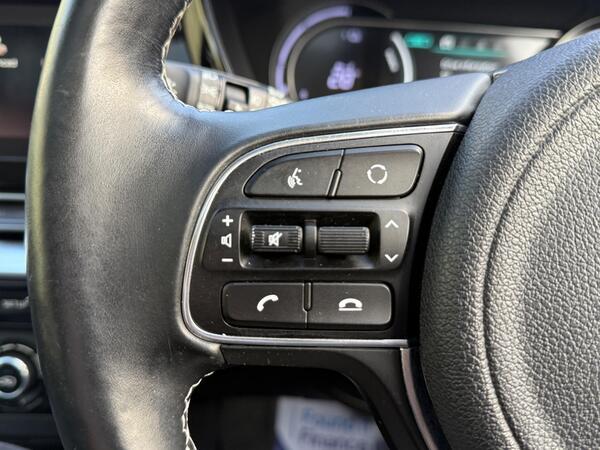 Kia Niro 64kWh 4+ Auto 5dr