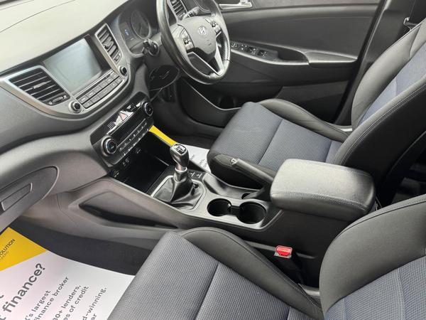 Hyundai TUCSON 1.7 CRDi Blue Drive SE Nav Euro 6 (s/s) 5dr