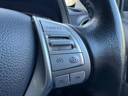 Nissan Navara 2.3 dCi Tekna Auto 4WD Euro 6 4dr at 19th