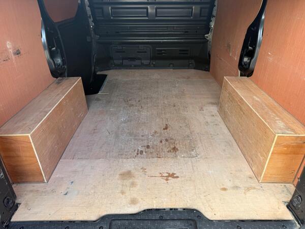 Renault Trafic 2.0 dCi Blue SL28 Sport+ L1 H1 Euro 6 (s/s) 5dr