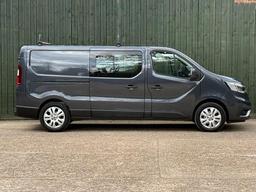 Renault Trafic 2.0 dCi Blue LL30 Sport Crew Van L2 H1 Euro 6 (s/s) 6dr at 22th