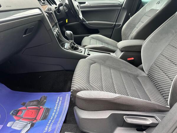 Volkswagen Golf 1.5 TSI EVO R-Line DSG Euro 6 (s/s) 5dr