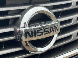 Nissan Navara 2.3 dCi Tekna Auto 4WD Euro 6 4dr at 35th