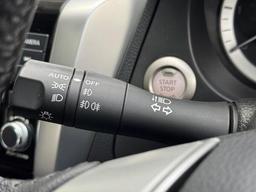 Nissan Navara 2.3 dCi N-Guard Auto 4WD Euro 6 4dr at 23th