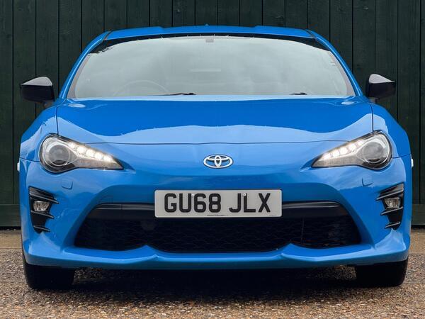 Toyota GT86 2.0 Boxer D-4S Club Series Blue Edition Euro 6 2dr