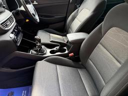 Hyundai TUCSON 1.6 GDi SE Nav Euro 6 (s/s) 5dr at 23th