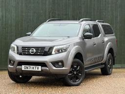 Nissan Navara 2.3 dCi N-Guard Auto 4WD Euro 6 4dr at 8th