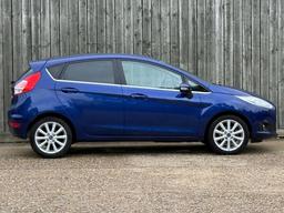 Ford Fiesta 1.0T EcoBoost Titanium Euro 6 (s/s) 5dr at 19th