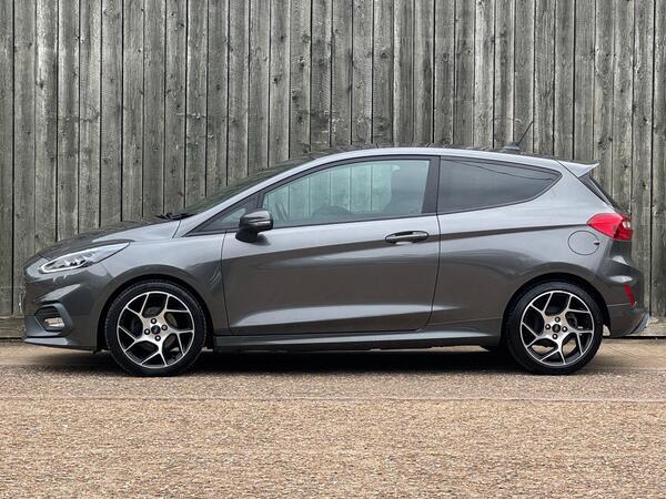 Ford Fiesta 1.5T EcoBoost ST-2 Euro 6 (s/s) 3dr