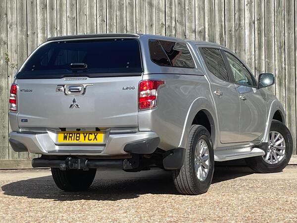 Mitsubishi L200 2.4 DI-D DC Barbarian Auto 4WD Euro 6 4dr