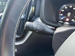 Volvo XC60 2.0 D4 R-Design Auto Euro 6 (s/s) 5dr at 51th
