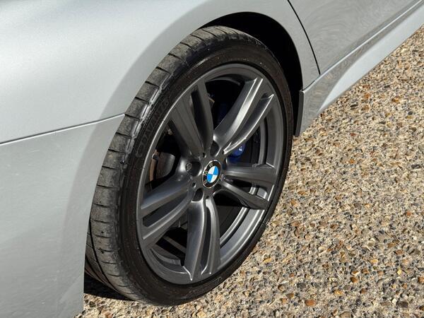 BMW 3 Series 3.0 330d M Sport Touring Auto xDrive Euro 6 (s/s) 5dr