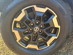 Nissan Navara 2.3 dCi Tekna 4WD Euro 6 (s/s) 4dr at 38th