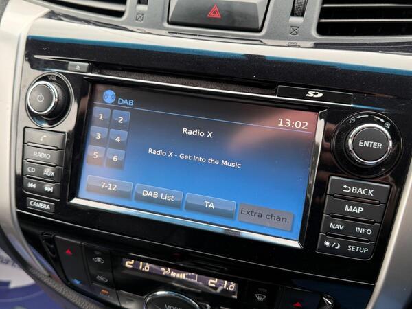 Nissan Navara 2.3 dCi Tekna Auto 4WD Euro 6 4dr