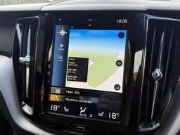 Volvo XC60 2.0 D4 R-Design Auto Euro 6 (s/s) 5dr at 9th