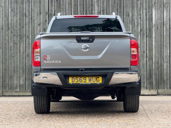 Nissan Navara 2.3 dCi Tekna Auto 4WD Euro 6 4dr