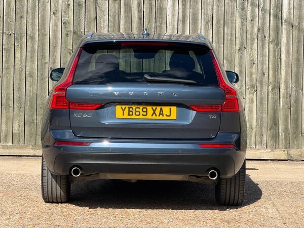 Volvo XC60 2.0 T4 Edition Auto Euro 6 (s/s) 5dr