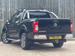 Nissan Navara 2.3 dCi Tekna Auto 4WD Euro 6 4dr at 14th