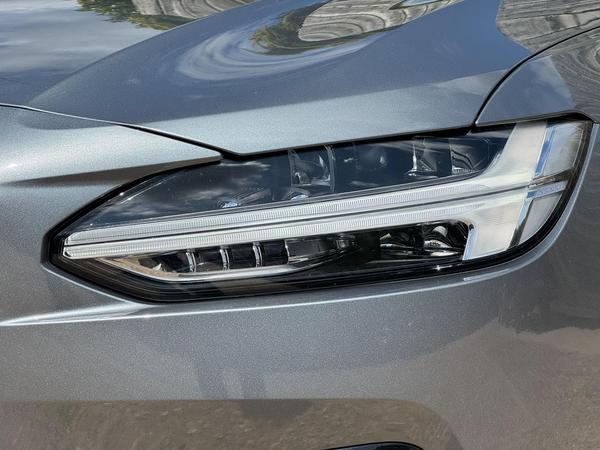 Volvo V90 2.0 D4 R-Design Auto Euro 6 (s/s) 5dr