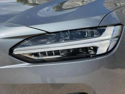 Volvo V90 2.0 D4 R-Design Auto Euro 6 (s/s) 5dr at 31th