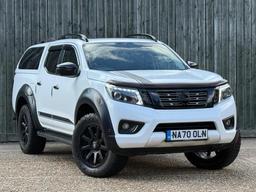 Nissan Navara 2.3 dCi Tekna Auto 4WD Euro 6 4dr at 0th