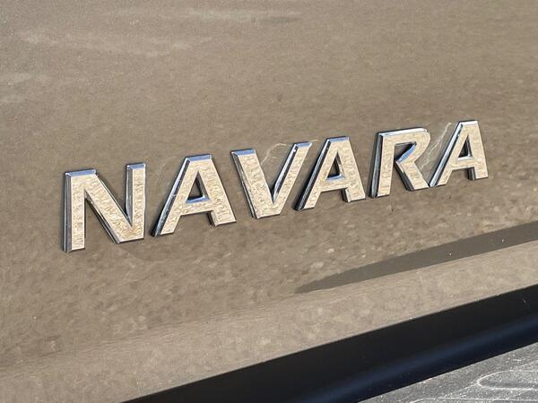 Nissan Navara 2.3 dCi Tekna Auto 4WD Euro 6 4dr