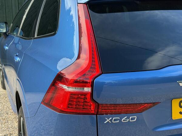 Volvo XC60 2.0 D4 R-Design Auto Euro 6 (s/s) 5dr