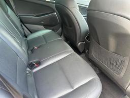 Hyundai TUCSON 1.6 GDi Premium Euro 6 (s/s) 5dr at 21th