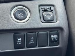 Mitsubishi L200 2.4 DI-D DC Barbarian Auto 4WD Euro 6 4dr at 7th