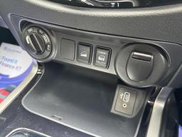 Nissan Navara 2.3 dCi N-Guard Auto 4WD Euro 6 4dr at 17th