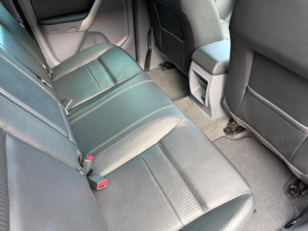 Ford Ranger 2.2 TDCi Limited 1 4WD Euro 5 (s/s) 4dr (Eco Axle)