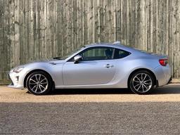 Toyota GT86 2.0 Boxer D-4S Pro Euro 6 2dr at 3th