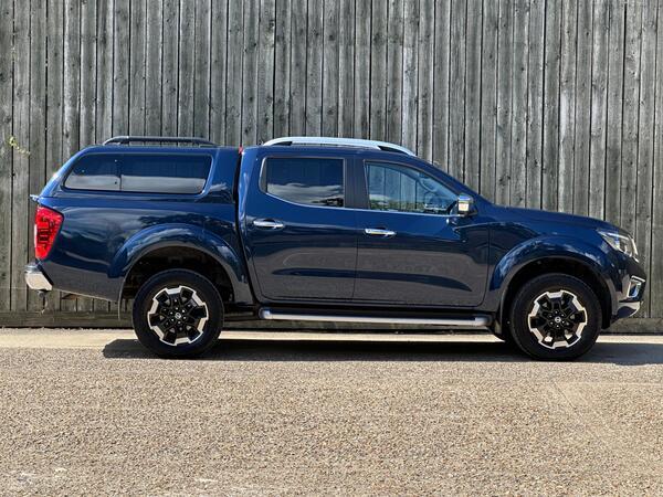 Nissan Navara 2.3 dCi Tekna Auto 4WD Euro 6 4dr