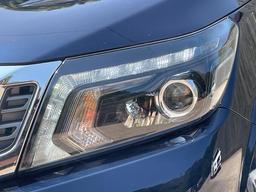 Nissan Navara 2.3 dCi Tekna 4WD Euro 6 (s/s) 4dr at 36th