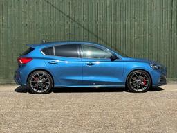 Ford Focus 2.3T EcoBoost ST Euro 6 (s/s) 5dr at 23th