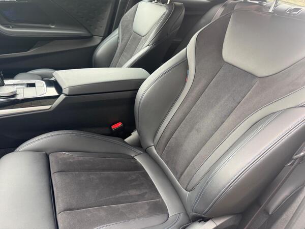 BMW 2 Series 2.0 220i M Sport Auto Euro 6 (s/s) 2dr