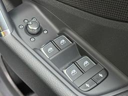 Audi Q2 1.5 TFSI CoD 35 Black Edition S Tronic Euro 6 (s/s) 5dr at 7th