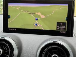 Audi Q2 1.5 TFSI CoD 35 Black Edition S Tronic Euro 6 (s/s) 5dr at 3th