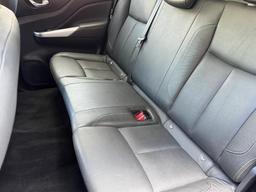 Nissan Navara 2.3 dCi Tekna Auto 4WD Euro 6 4dr at 10th