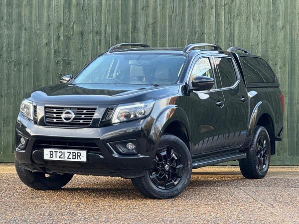 Nissan Navara 2.3 dCi N-Guard Auto 4WD Euro 6 4dr