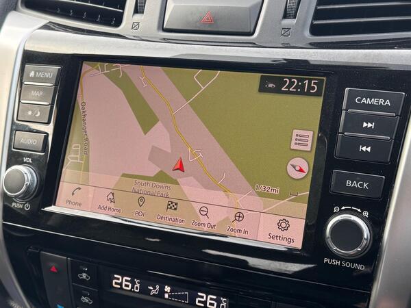 Nissan Navara 2.3 dCi N-Guard Auto 4WD Euro 6 4dr