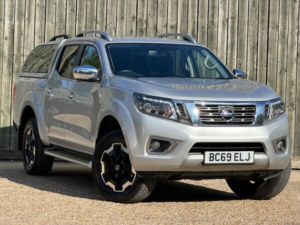 Nissan Navara 2.3 dCi Tekna Auto 4WD Euro 6 4dr